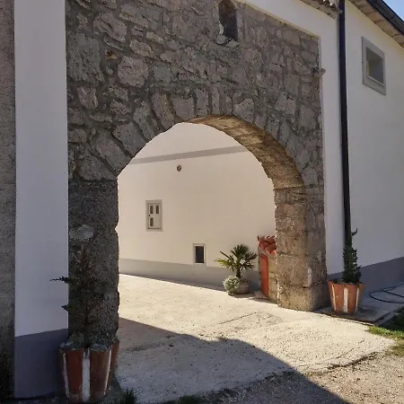 بيت للعطل Family Friendly House With A Swimming Pool Brest Pod Uckom, Istria - Sredisnja Istra - 13005 *